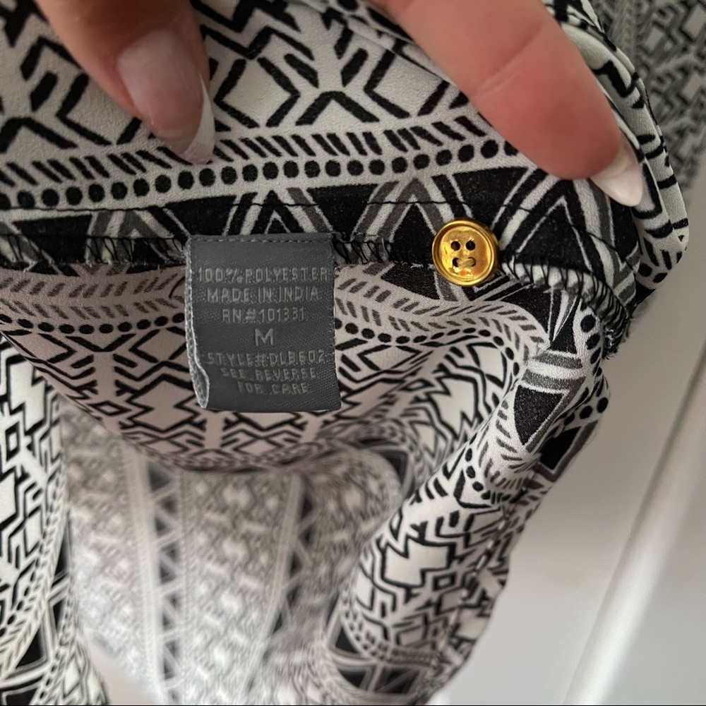 Aztec Print Blouse - Picture 3 of 6